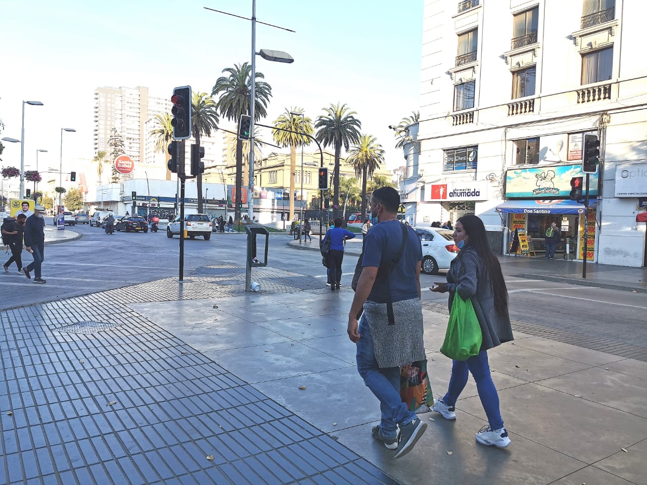 Las autoridades de las zonas que avanzarán el jueves a transición señalan que no hay que relajarse para evitar caer en confinamiento. Cambios Al Plan Paso A Paso Valparaiso Vina Del Mar Y La Calera Salen De Cuarentena Epicentro Chile