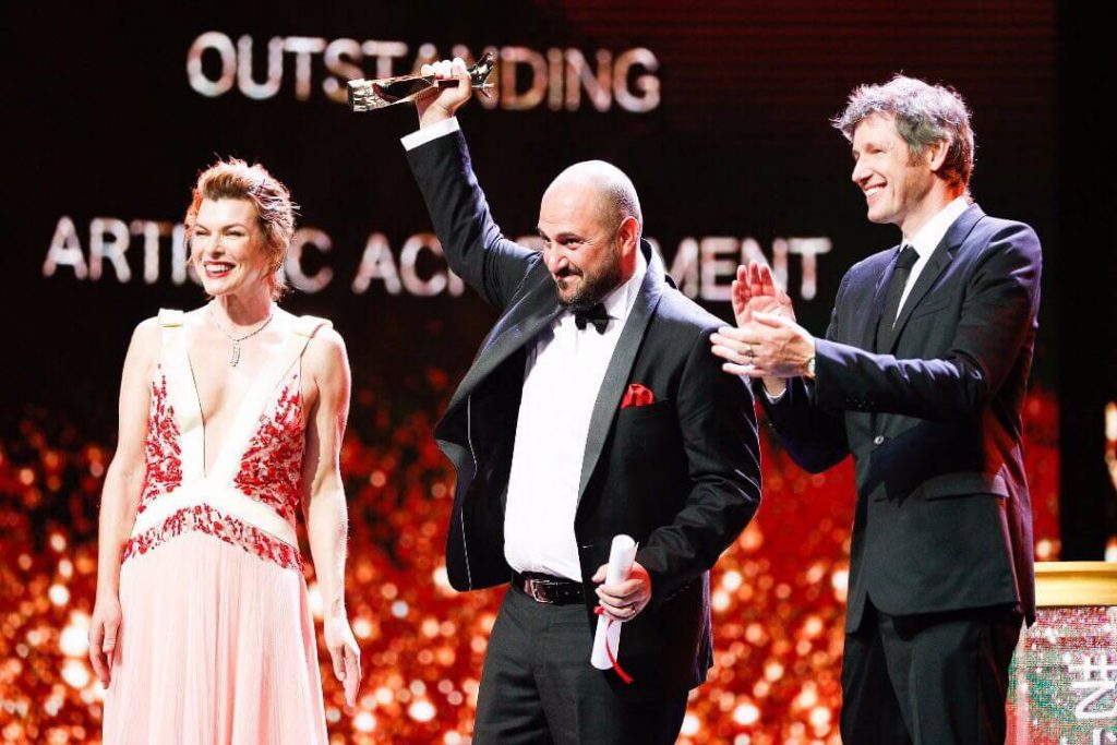 Scurtcircuit (2017) film online subtitrat in romana.melania, o fata de liceu de 15 ani, rămâne însărcinată cu emi, un coleg de clasă. Scurtcircuit Un Film De CÄƒtÄƒlin Saizescu