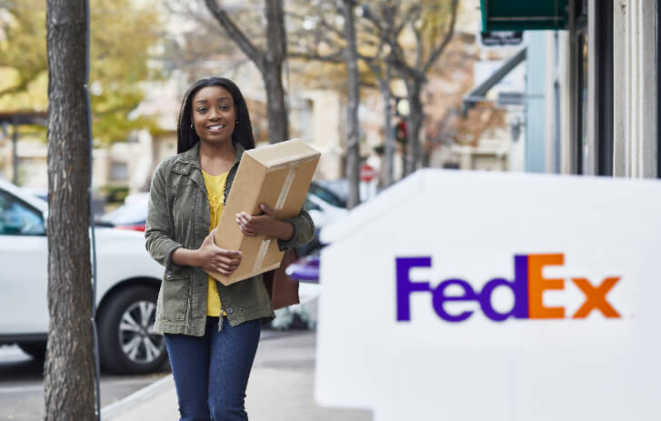 Fedex Za 2q Hlasi Trzby A Ocisteny Zisk Na Akcii Nad Ocekavanim Rostou Vsak Take Naklady Fio Banka