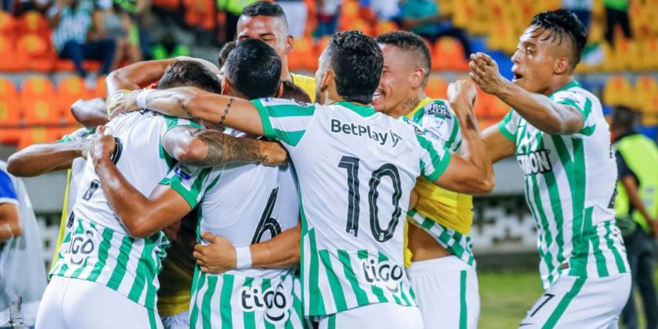 Nacional juega hoy a las 19:30 hs ante progreso en el gran parque central por la fecha. 7r1jhrrzgno0km