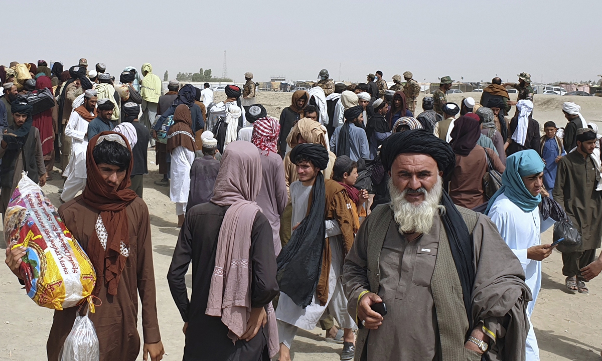 Heart attacks happen when there is a loss of blood flow to the heart, usually caused by a blockage or build up. China Pakistan Confirm Terrorist Attack Who Is The Most Likely Perpetrator Global Times