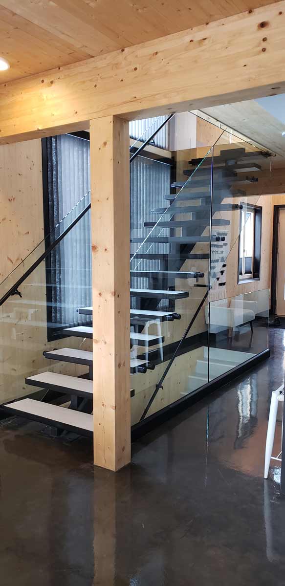 (h) structurally sound handrails shall be provided on any steps containing three risers or more. Railings For 3 Riser Teps - Viewrail Floating Stairs And