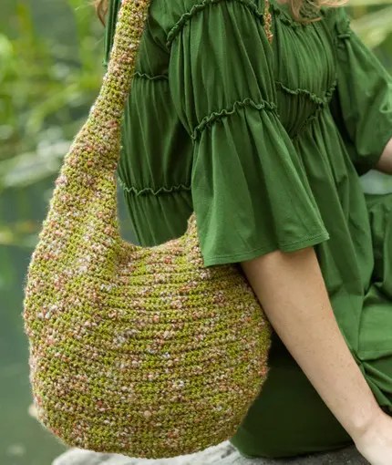 The editors of publications international, ltd. 29 Crochet Bag Patterns | Guide Patterns