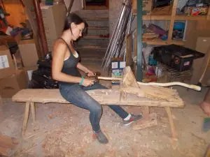 You'd be surprised how sophisticated these basic materials can look! 20 Plans to Build a Rustic Bench from Logs | Guide Patterns