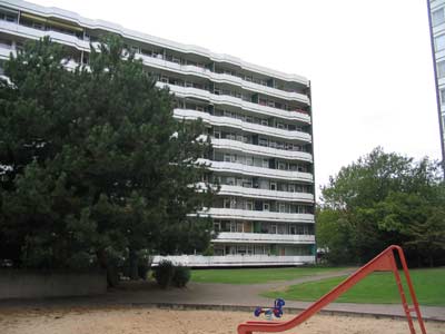 In kooperation von vier kölner wohnungsgenossenschaften wurden im jahr 2012 rd. KÃ¶ln Zollstock - Dreizimmerwohnung - 6 % Mietrendite