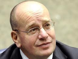 Erfenis verwerpen voor overlijden Erfenis verwerpen voor overlijden