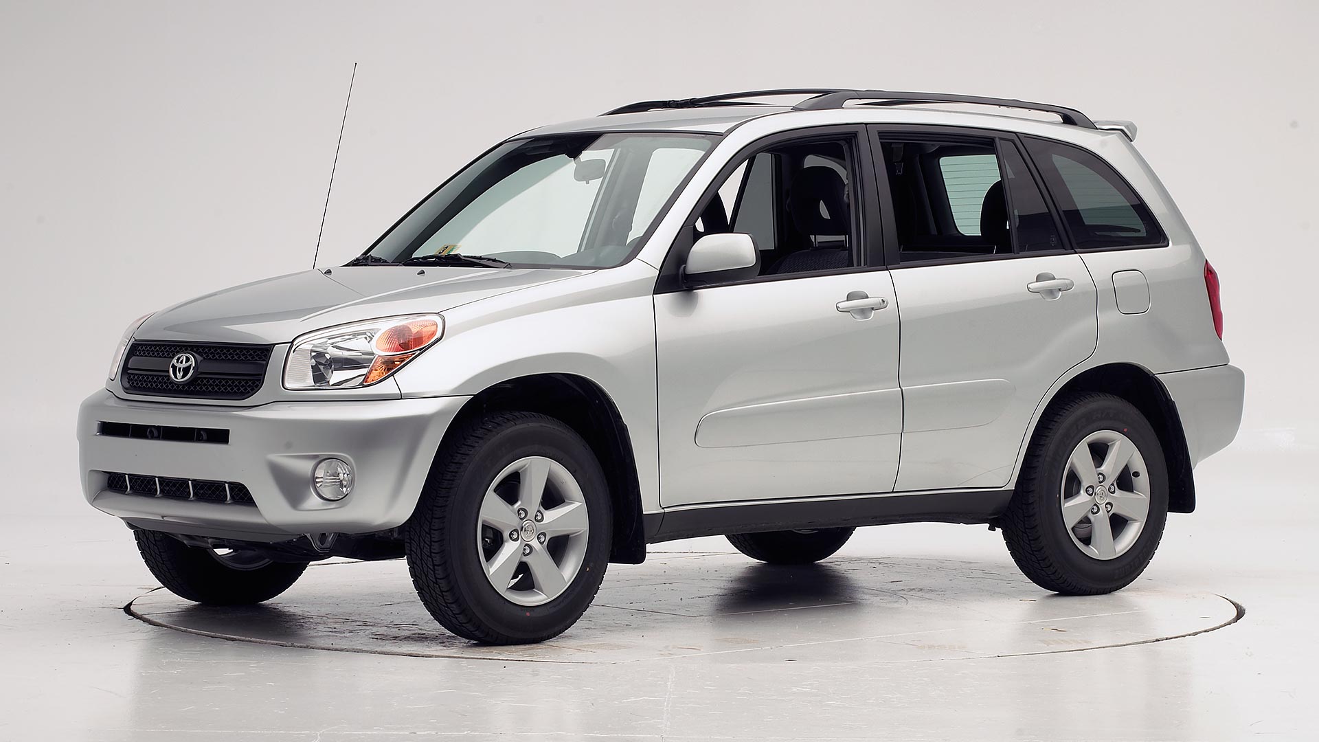Starting with the 2020 model year, every toyota hybrid battery warranty is being increased from 8 years or 100,000 miles, to 10 years from date of first use, or 150,000 miles whichever comes first. 2005 Toyota Rav4