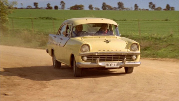 Dorfpolizist franz eberhofer nimmt die ermittlung auf, allerdings unter harten bedingungen: IMCDb.org: 1960 Holden Special FB in "McLeod's Daughters, 2001-2009"