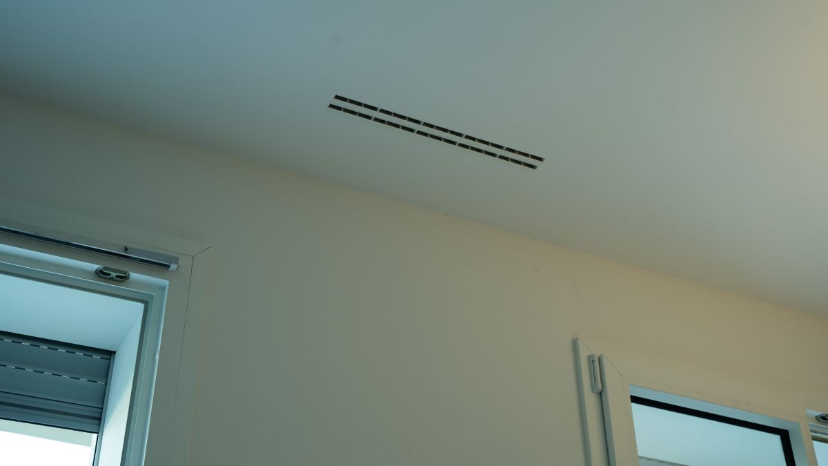 Particolare del sistema di distribuzione dell'aria MyDatec nelle nuove palazzine a San Giovanni in Persiceto Particolare del sistema di distribuzione dell'aria MyDatec nelle nuove palazzine a San Giovanni in Persiceto