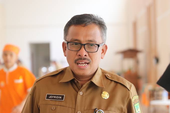 Kantor cabang syariah adalah kantor cabang bank yang melakukan kegiatan. Bank Riau Kepri Menjadi Bank Syariah, Sekda Jefridin: Pemko Batam Komitmen Dukung! - inikepri.com