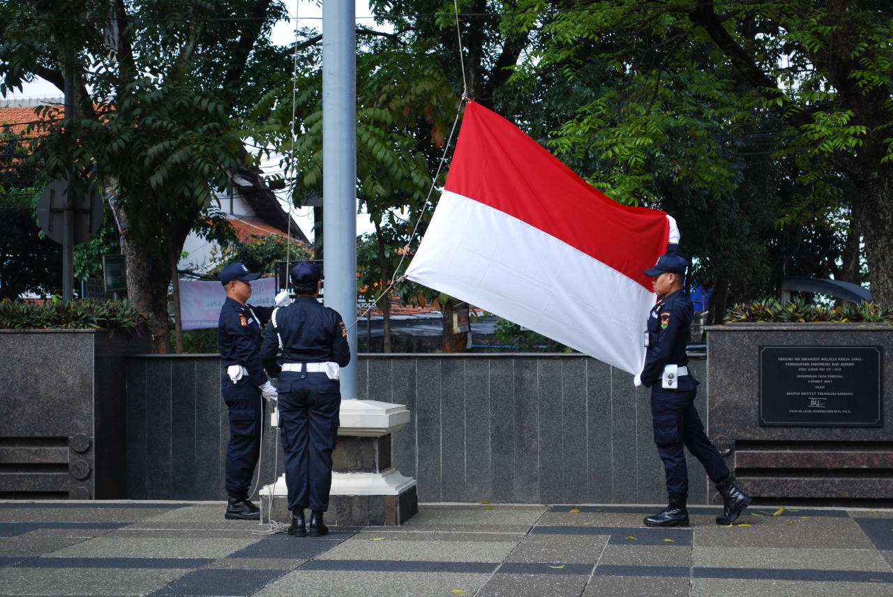 ITB Gelar Upacara Peringatan Hari Sumpah Pemuda ke-90 tahun 2018 - Institut  Teknologi Bandung