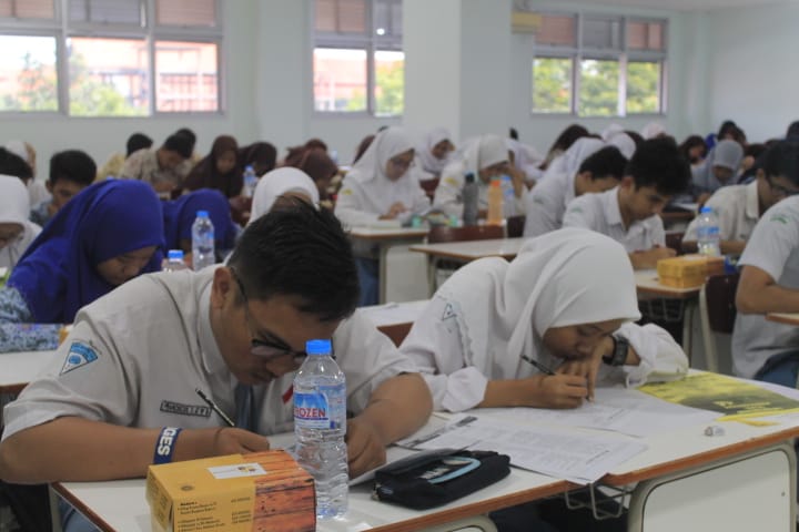 · matematika · teori probabilitas · kalkulus · matriks dan ruang vektor · fisika dasar · kimia dasar . Ie Games Ajarkan Siswa Sma Melek Pelajaran Teknik Industri Its Its News