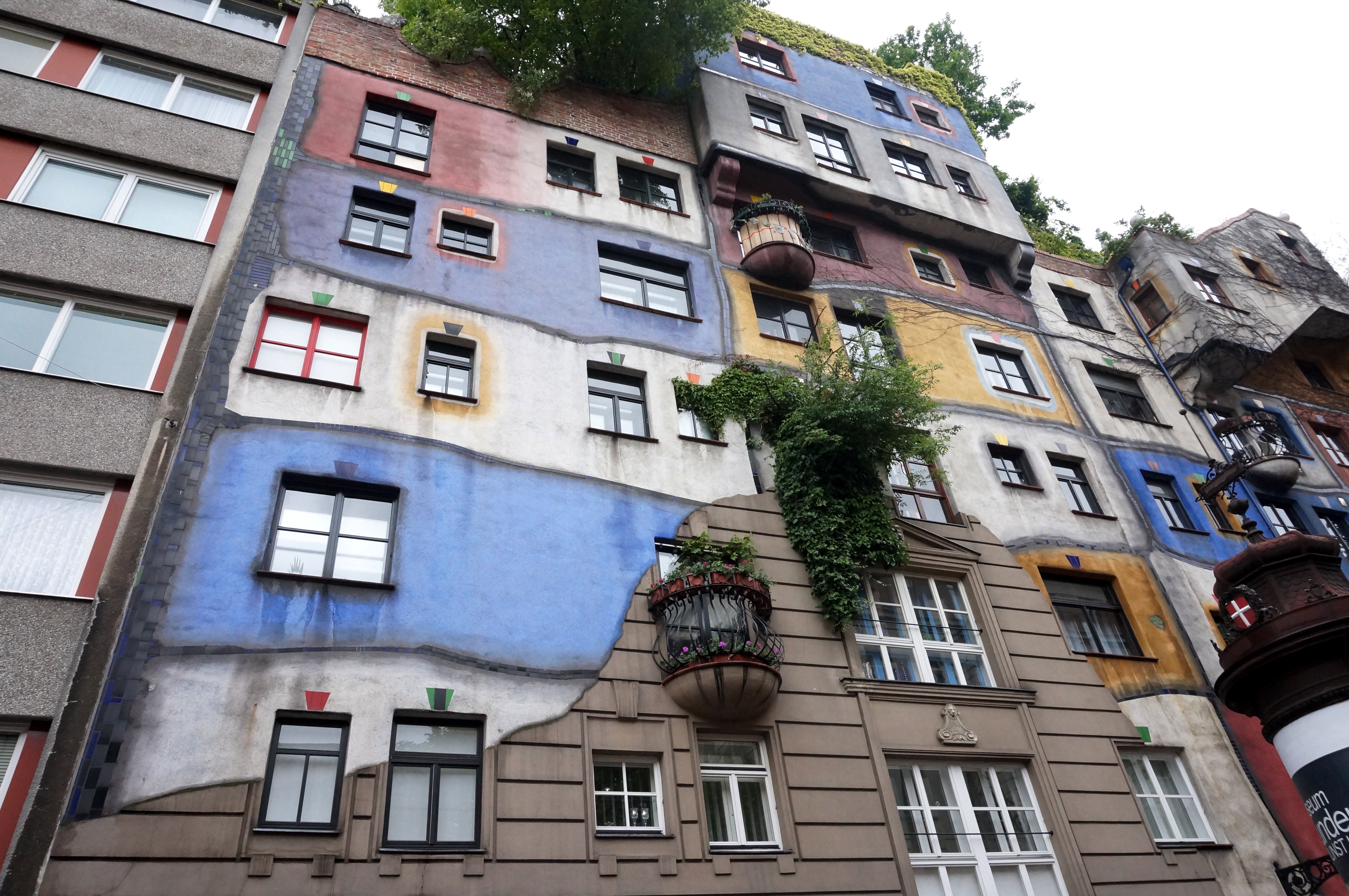 L Art A Vienne Museumsquartier Art Nouveau Et Hundertwasser Jolis Circuits