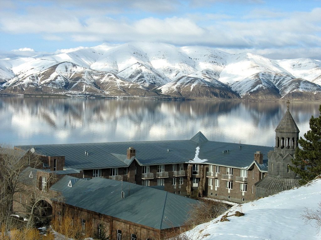 With some of the best ski conditions in the east, you'd expect long lines, but okemo has recently changed to rfid ticketing. Lake Sevan - jordan road