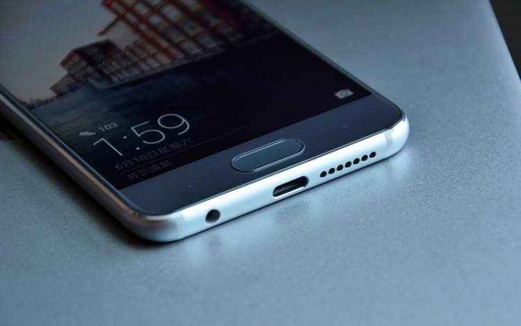 Компанията Huawei на 19 април официално ще представи Honor 10