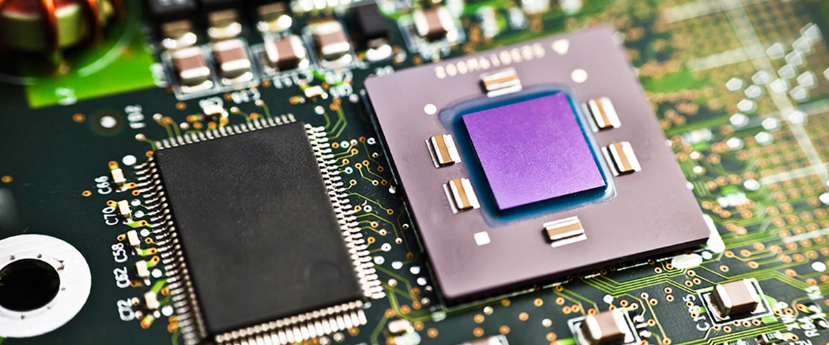 Компанията ARM процесорите на която работят в повечето смартфони възнамерява