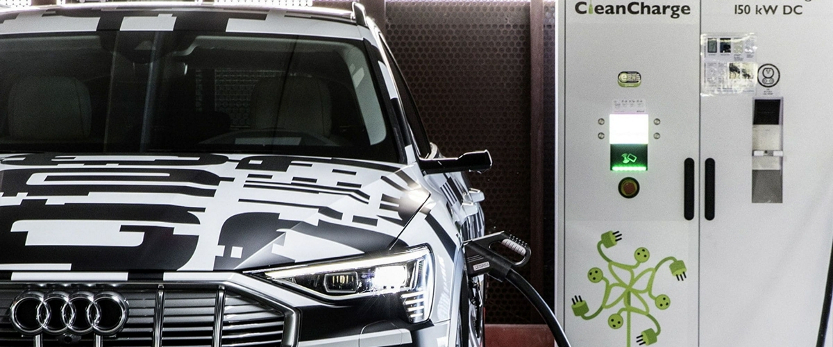 Тази есен конкурентите на Tesla Model X сериозно ще подгреят