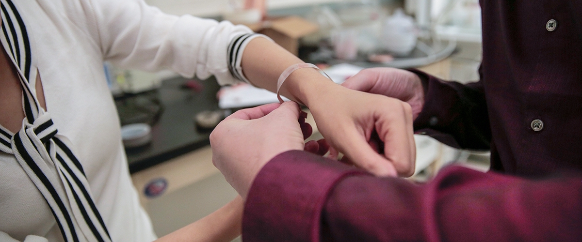 Производството на това устройство е толкова евтино че изобретателите от