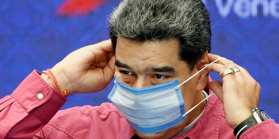 Facebook акаунтът на президента на Николас Мадъро бе временно блокиран