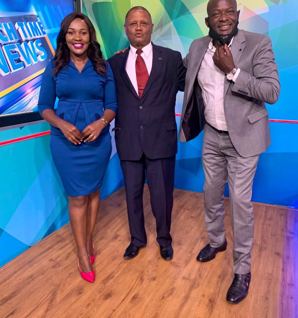 Time updated 1807, october 6, 2021 (eat). Legendary news anchor Baadi Muhsin makes comeback on KBC