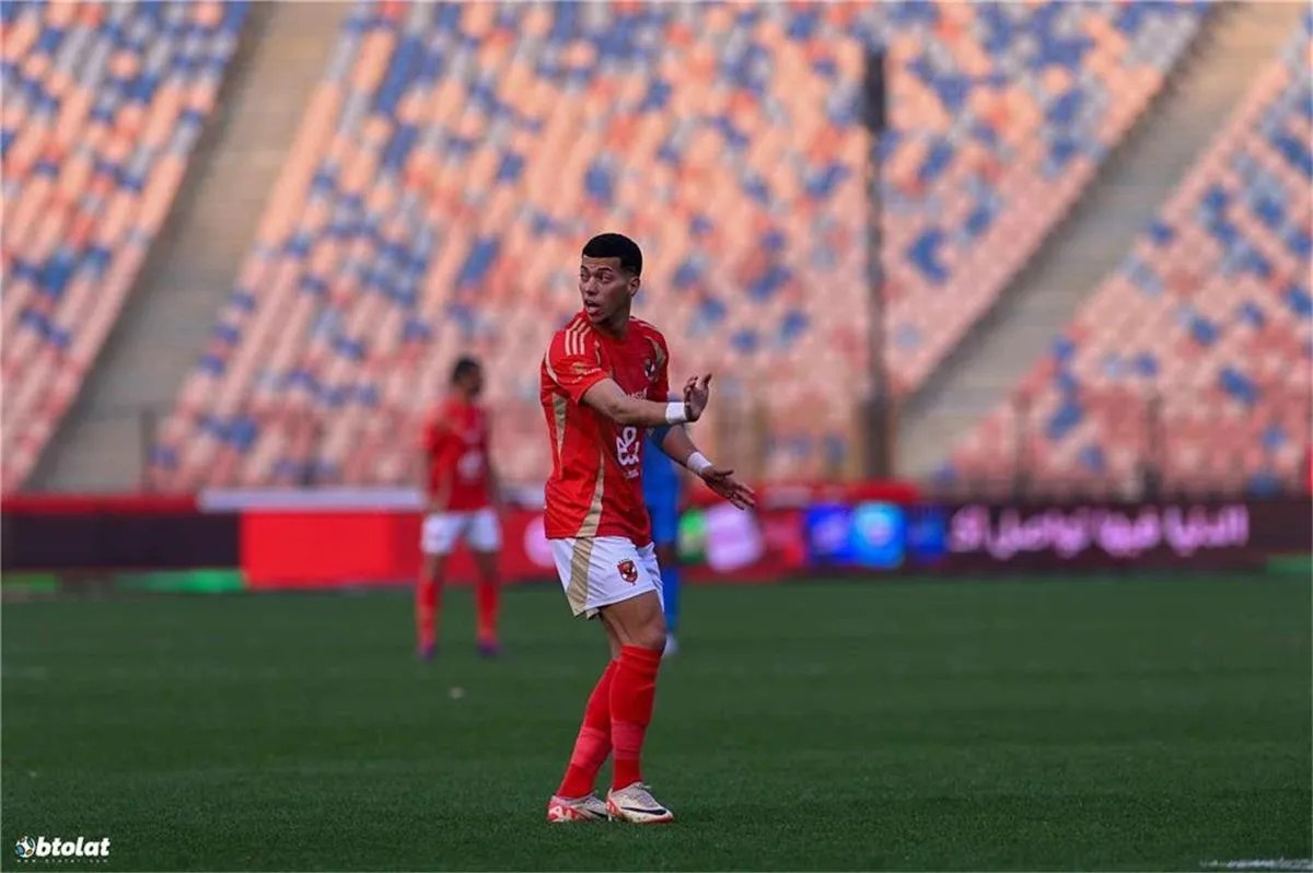 إمام عاشور ينفذ عقوبات الأهلي ويبدأ التدريب المنفرد