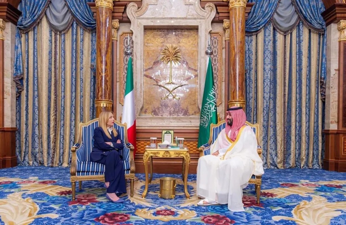 ولي العهد السعودي يبحث مع رئيسة وزراء إيطاليا تطورات المنطقة وأمن الطاقة