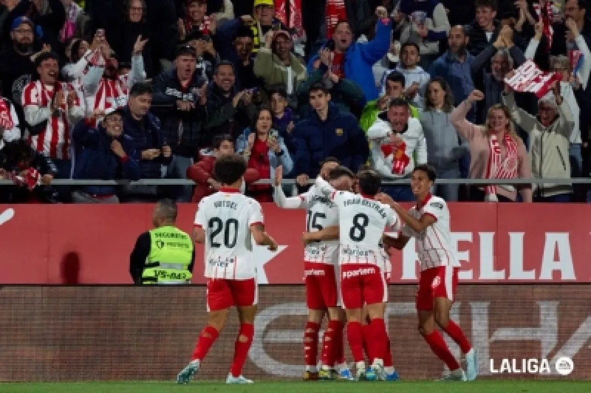 جيرونا يكتسح فياريال بهدف عكسي في الدوري الإسباني جيرونا يكتسح فياريال بهدف عكسي في الدوري الإسباني