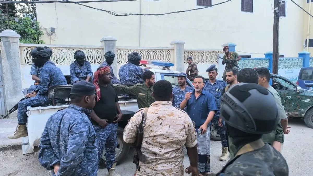 حملة بالمكلا لضبط مطلوبين للجهات القضائية حملة بالمكلا لضبط مطلوبين للجهات القضائية