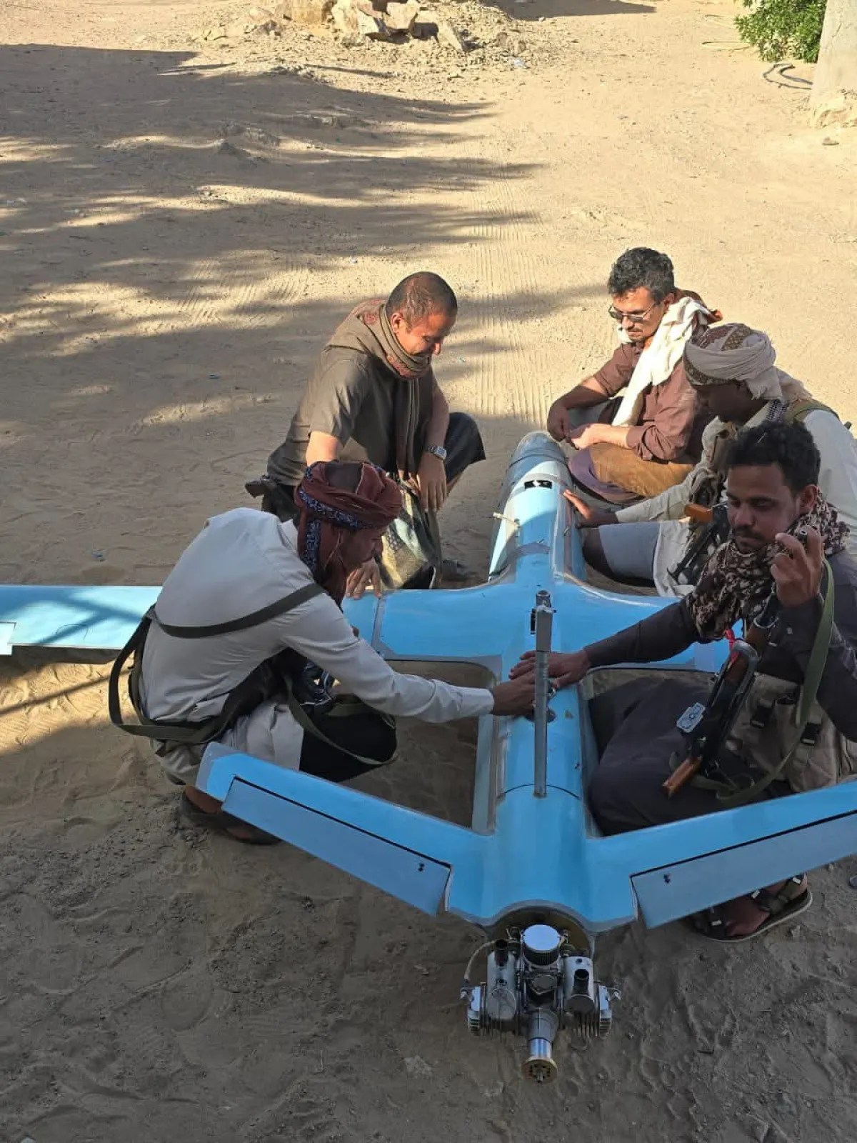 إسقاط مسيرة تابعة للحوثيين في الجوف إسقاط مسيرة تابعة للحوثيين في الجوف