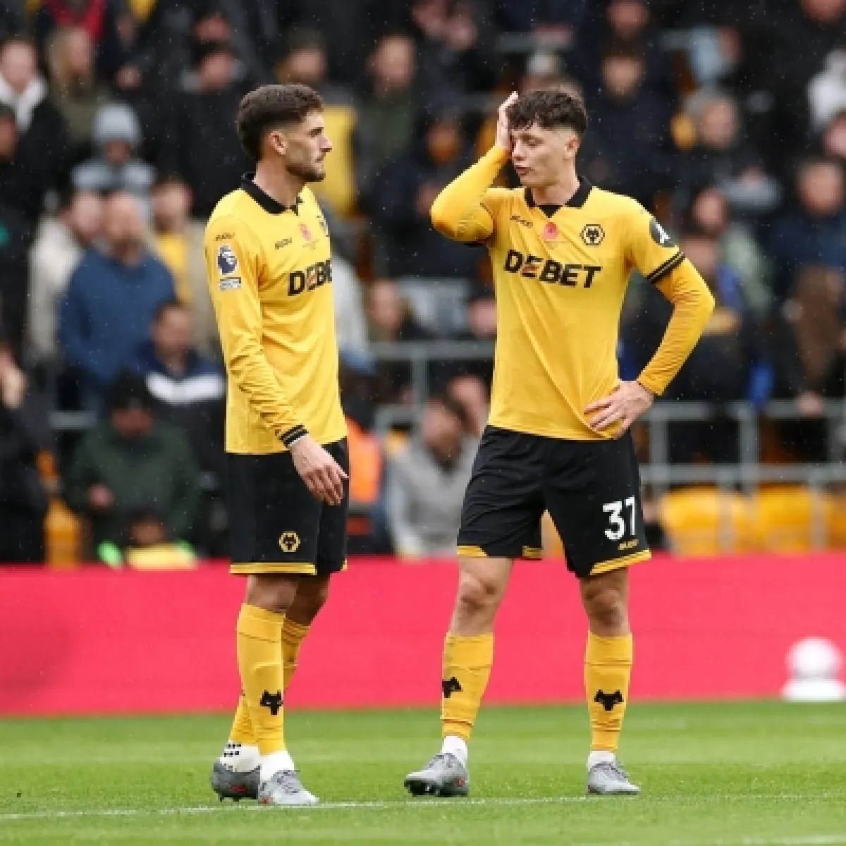 ولفرهامبتون يهبط رسميًا لدوري الدرجة الأولى الإنجليزي ولفرهامبتون يهبط رسميًا لدوري الدرجة الأولى الإنجليزي