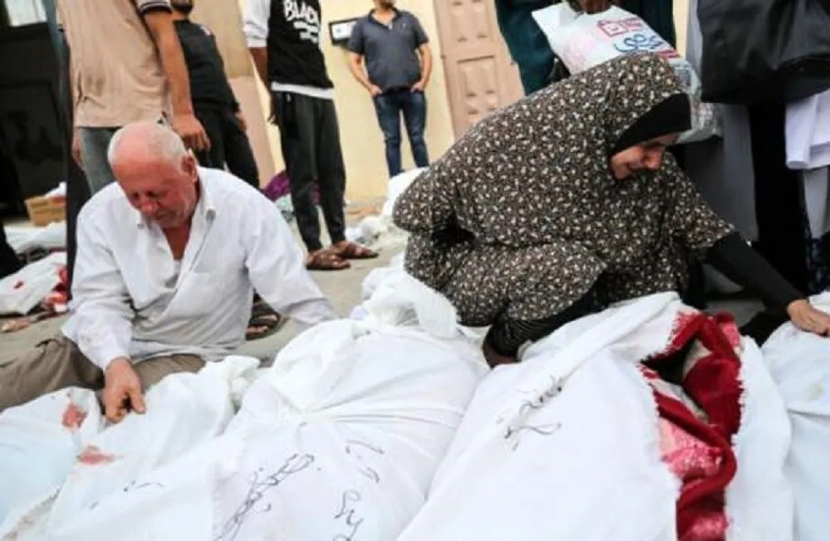 استشهاد 8 فلسطينيين في قصف إسرائيلي شمال غزة وارتفاع حصيلة انتهاكات التهدئة استشهاد 8 فلسطينيين في قصف إسرائيلي شمال غزة وارتفاع حصيلة انتهاكات التهدئة
