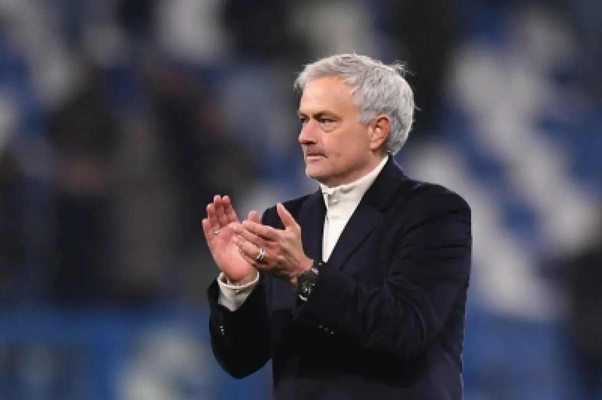 ريال مدريد يتواصل مع وكيل مورينيو.. وموقف كلوب ثابت