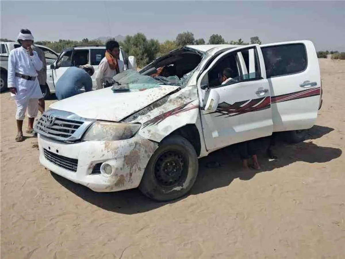 وفاة طالب وإصابة آخرين في حادث مروري بشبوة