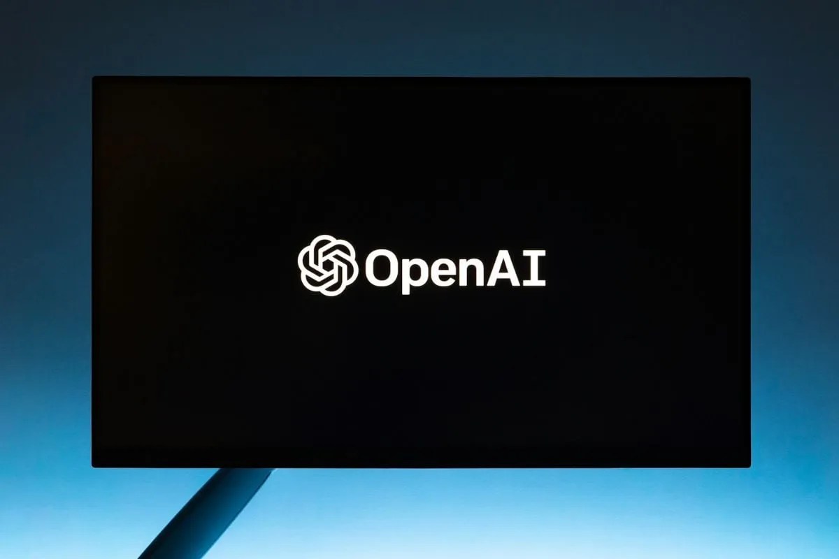 OpenAI تخطو أولى خطواتها نحو الاكتتاب العام بحذر
