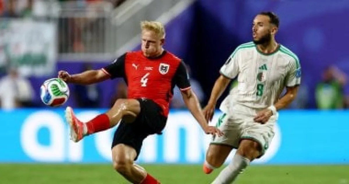 الجزائر والنمسا تتعادلان 1-1 في شوط مثير بكأس العالم