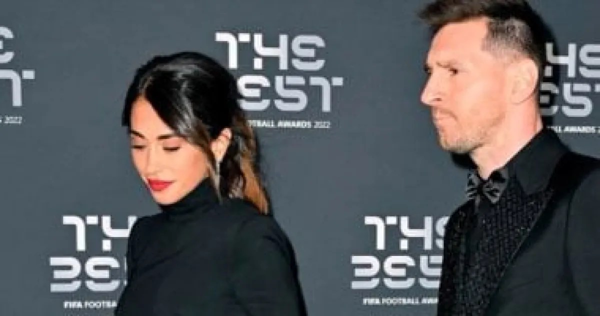 زوجة ميسي تدعم قائد الأرجنتين برسالة مؤثرة بعد خسارة المونديال زوجة ميسي تدعم قائد الأرجنتين برسالة مؤثرة بعد خسارة المونديال