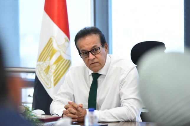 مصر تبحث توطين صناعة الأجهزة الطبية بالتعاون مع &laquo;فيليبس&raquo; وتطوير تقنيات الرعاية الصحية