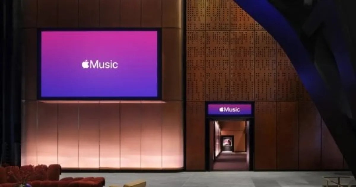 أبل تفتتح Apple Music Hall في لندن لتجربة موسيقية حية متطورة
