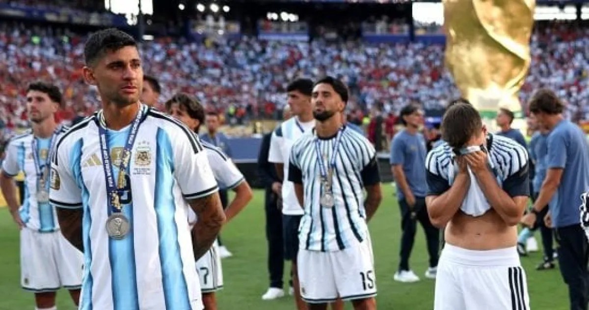 سكالوني يختار كريستيان روميرو لخلافة ميسي في قيادة منتخب الأرجنتين