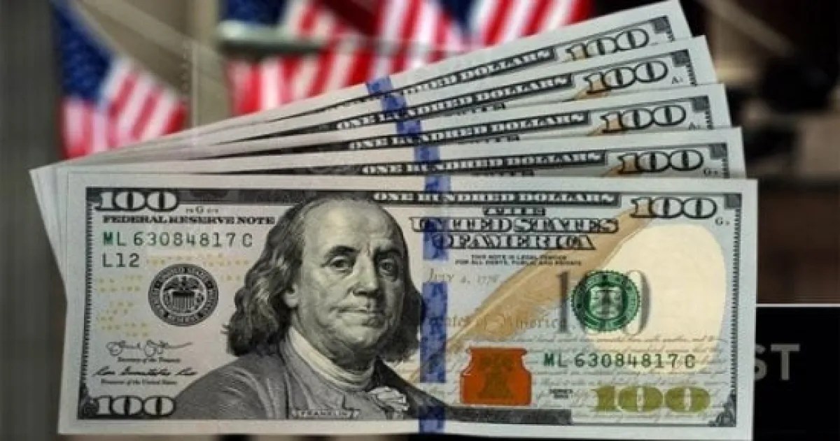 مجلس الاستقرار المالي يطالب البنوك بتشديد الرقابة البشرية على أنظمة الذكاء الاصطناعي
