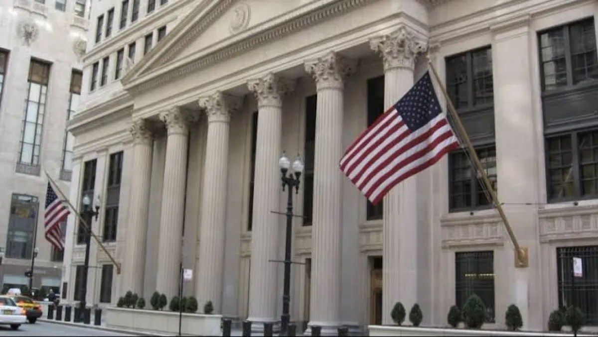 عقوبات أمريكية جديدة تستهدف قيادات عراقية موالية لإيران ومسارات تهريب النفط