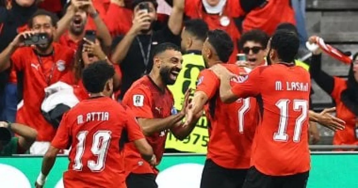فيفا يغدق 195 مليون جنيه على الأهلي والزمالك وبيراميدز فيفا يغدق 195 مليون جنيه على الأهلي والزمالك وبيراميدز