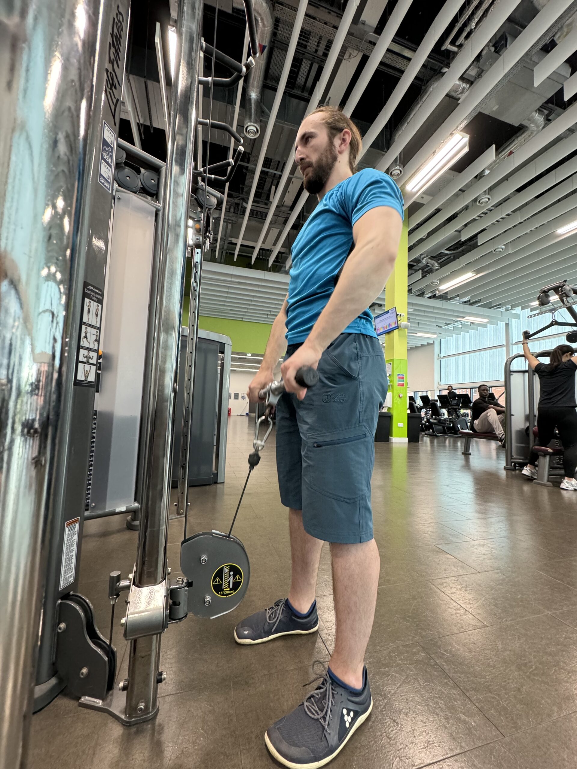 Cable Upright Row