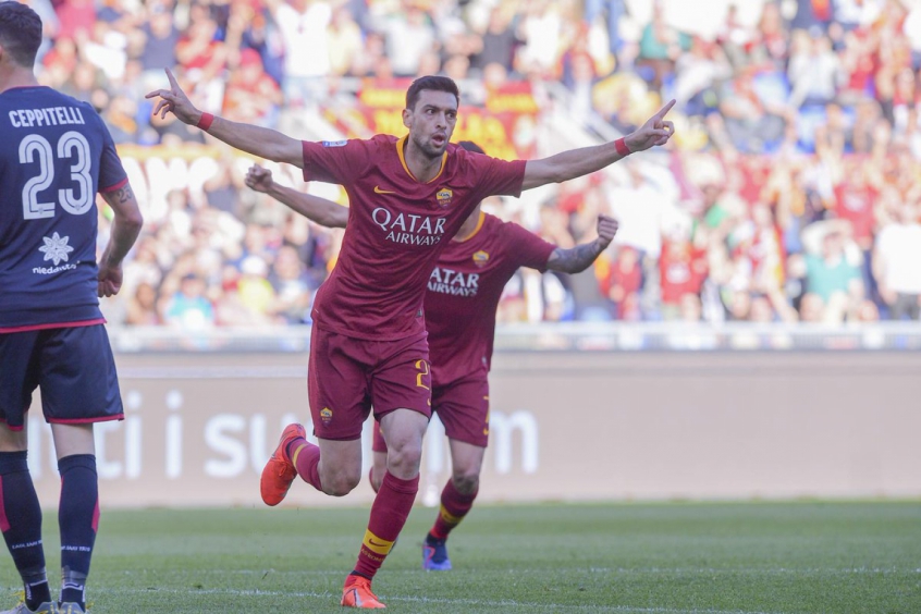 Foi um jogo repleto de dificuldades para o milan, a vitória veio pela diferença mínima de gols. Roma Joga Bem Em Casa Vence O Cagliari E Tira O Milan Do G4 Lance