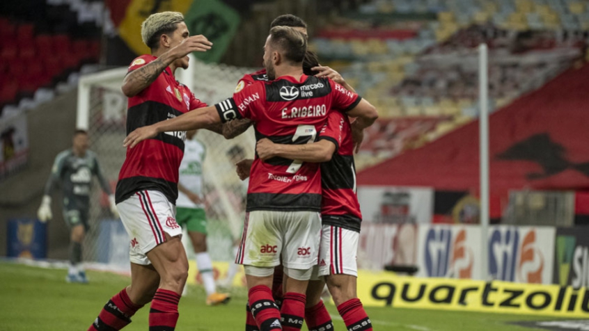 Flamengo x grêmio se enfrentam em jogo hoje, 15, em disputa por uma vaga na semifinal da copa do brasil 2021, veja onde assistir ao vivo. Com Golaco De Michael Flamengo Busca Virada Contra A Chapecoense E Volta A Vencer No Brasileiro Lance