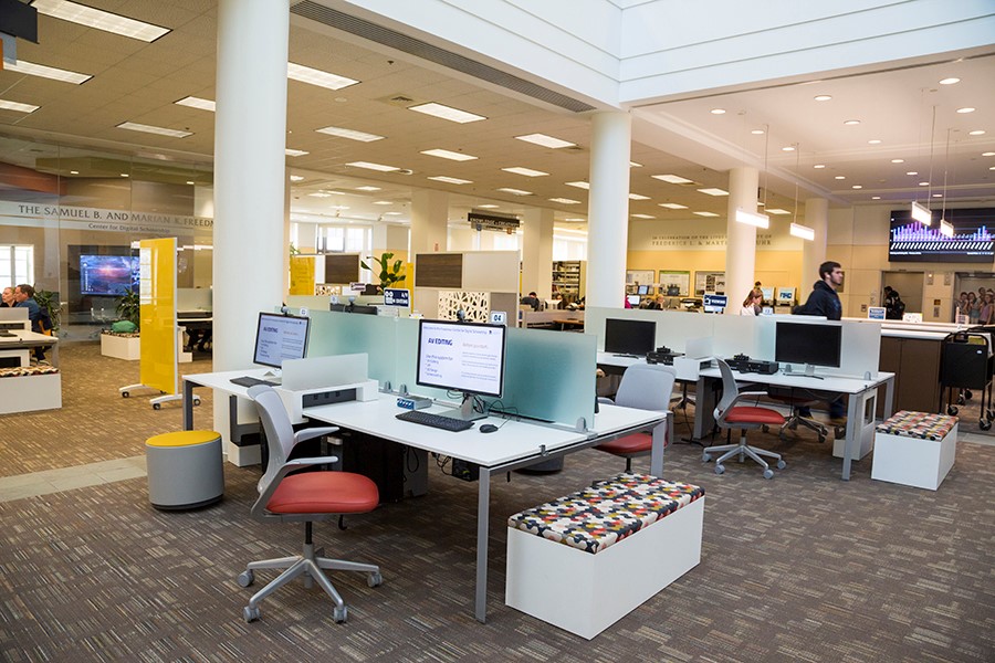 Case Western Library , A-Z Databases – FQBL