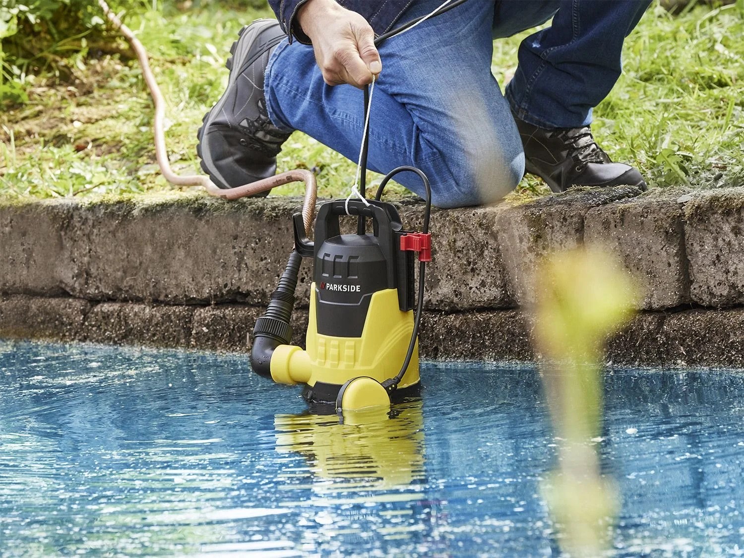 PARKSIDE® Pompe à immerger PTPK A1, 400 W, l’eau claire - Lidl.be