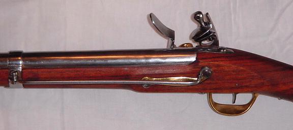 It is available in a 14, 15, or 16 padded seat with a 4 silver laced rawhide cantle. 1777 Charleville carbine/musketoon