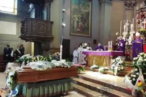 L'abbraccio Di Vedano Alla Famiglia Zorloni: 200 Palloncini Per Mattia - Malpensa24 200_x_300_jpg