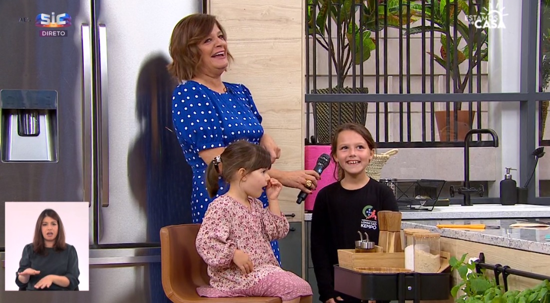 Júlia pinheiro apresentou estamos em . Júlia Pinheiro apresenta programa na SIC ao lado das netas ...